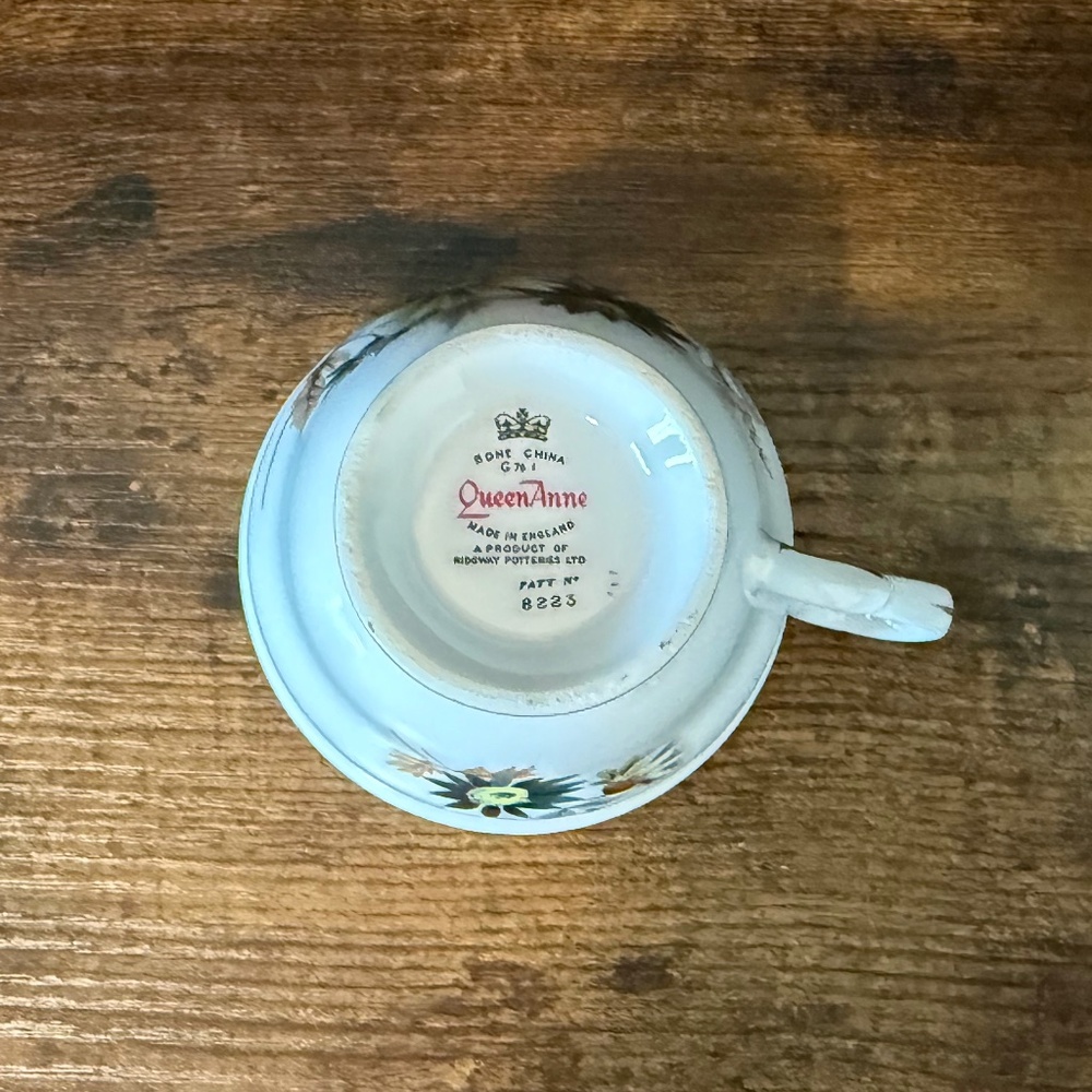 Queen Anne Bone China Tea Cup Floral - Picture 9 of 12